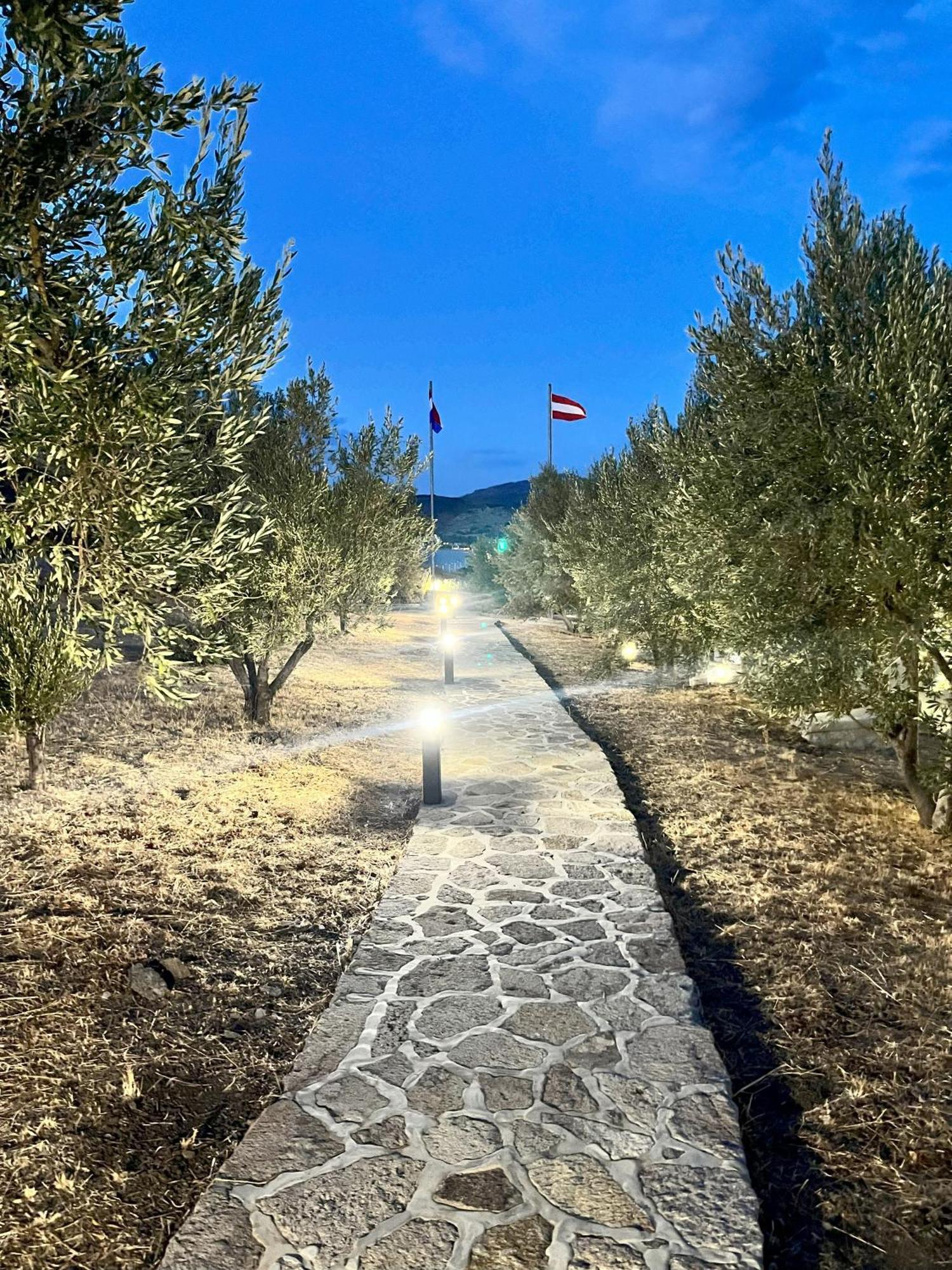 Ξενοδοχείο Δευκαλίων Πέτρα Εξωτερικό φωτογραφία
